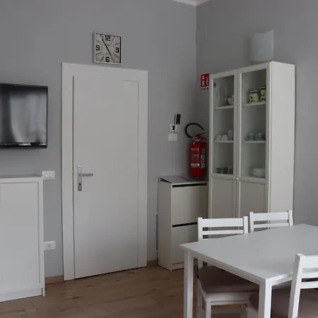 Monika 217 Dream アパート ガルダ