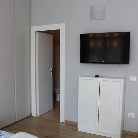 Monika 217 Dream アパート